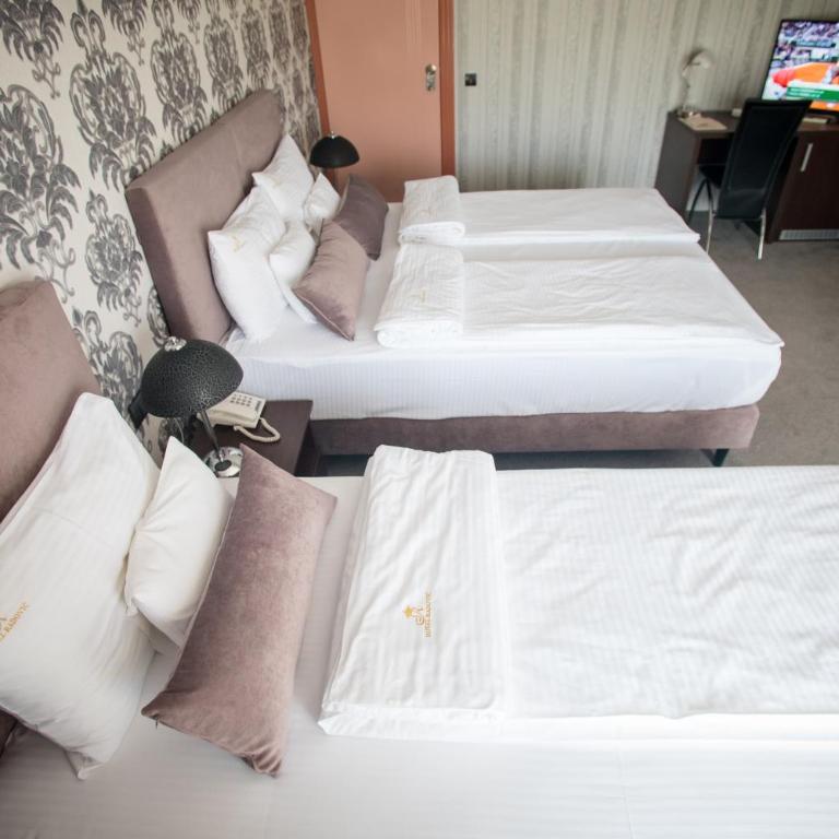 Garni Hotel Radović - Luxury Triple Room - 10