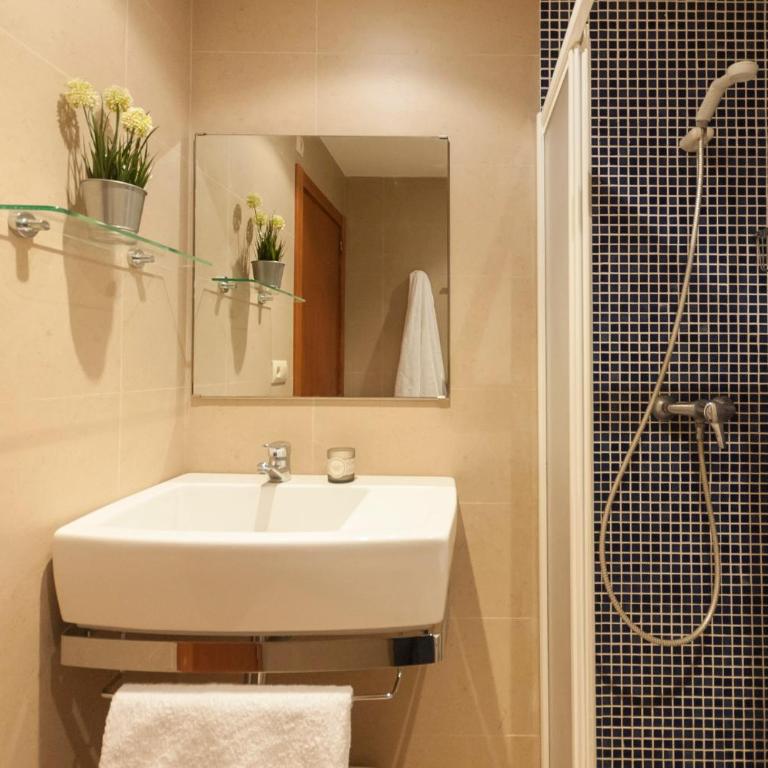 Lets Holidays AMAZING APARTMENT SEA VIEWS IN TOSSA - Apartamento de 1 dormitorio - 19