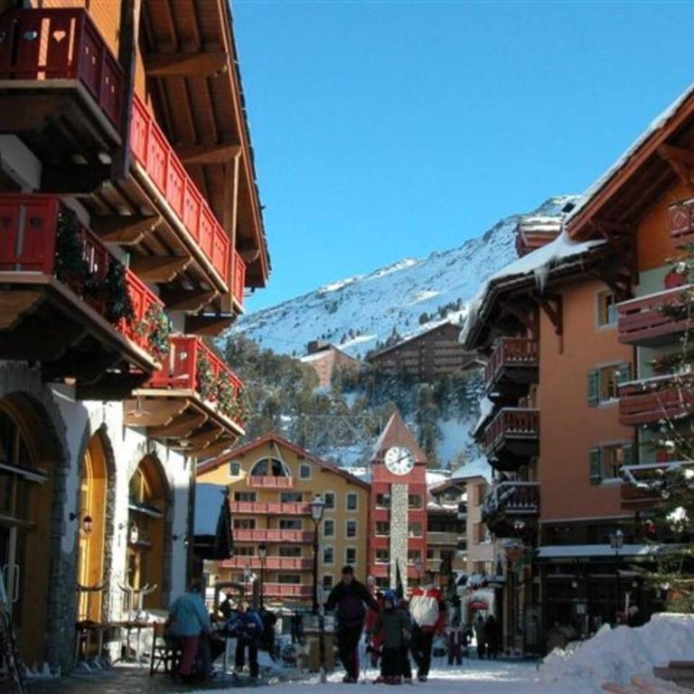 617 Manoir Savoie - Appartement 3 Chambres - 28