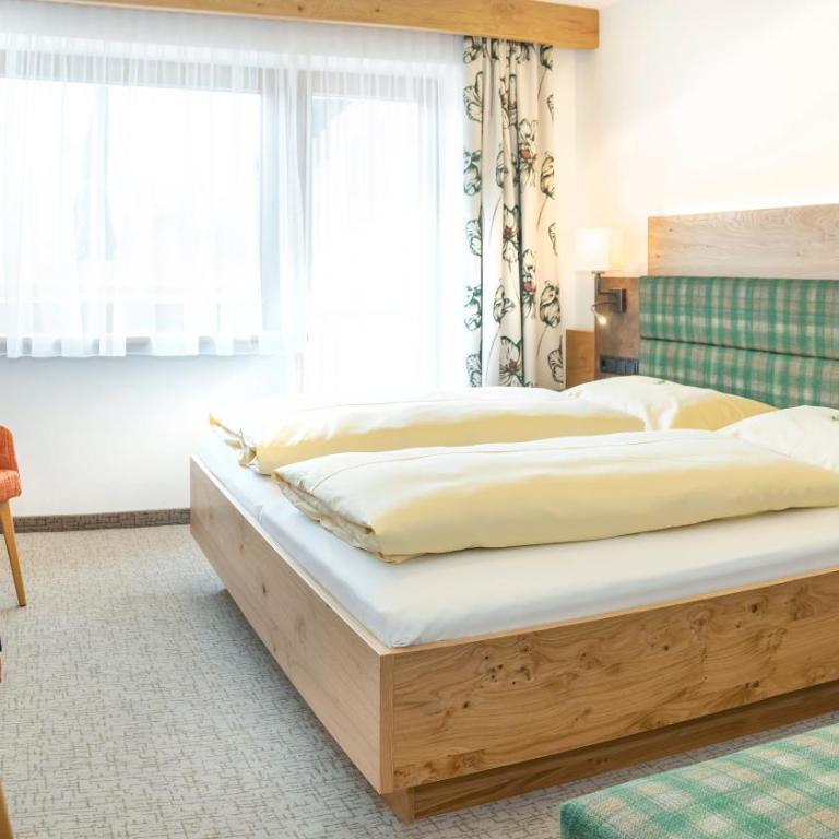 Landhotel Tirolerhof - Wildschönau - PREMIUM Card im Sommer - Comfort Doppelzimmer - 3