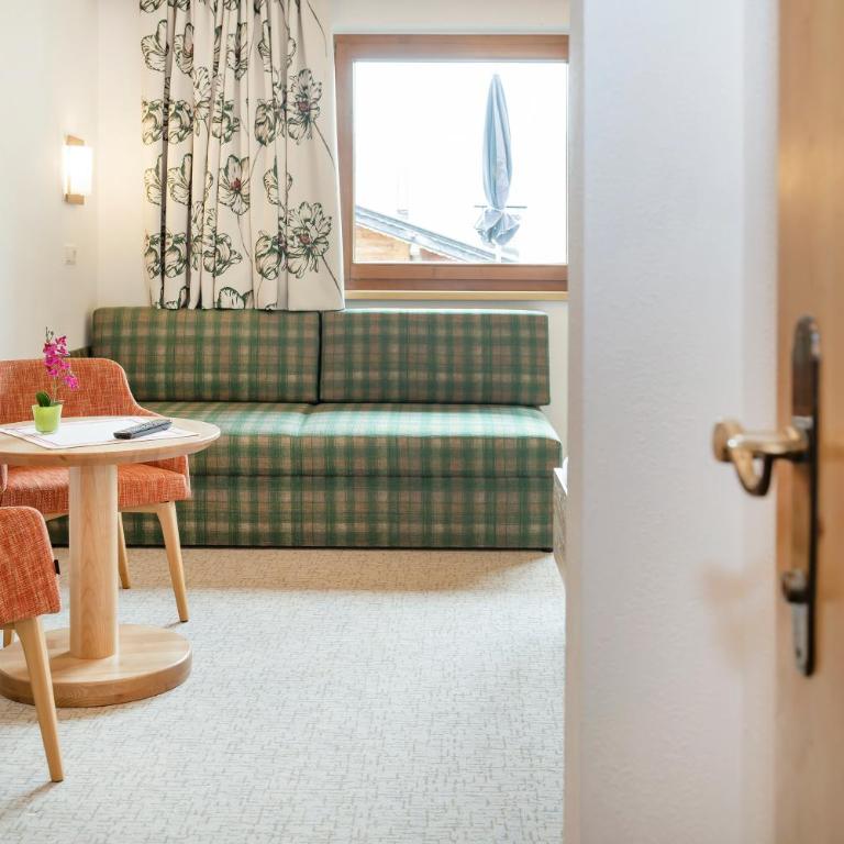 Landhotel Tirolerhof - Wildschönau - PREMIUM Card im Sommer - Comfort Doppelzimmer - 2