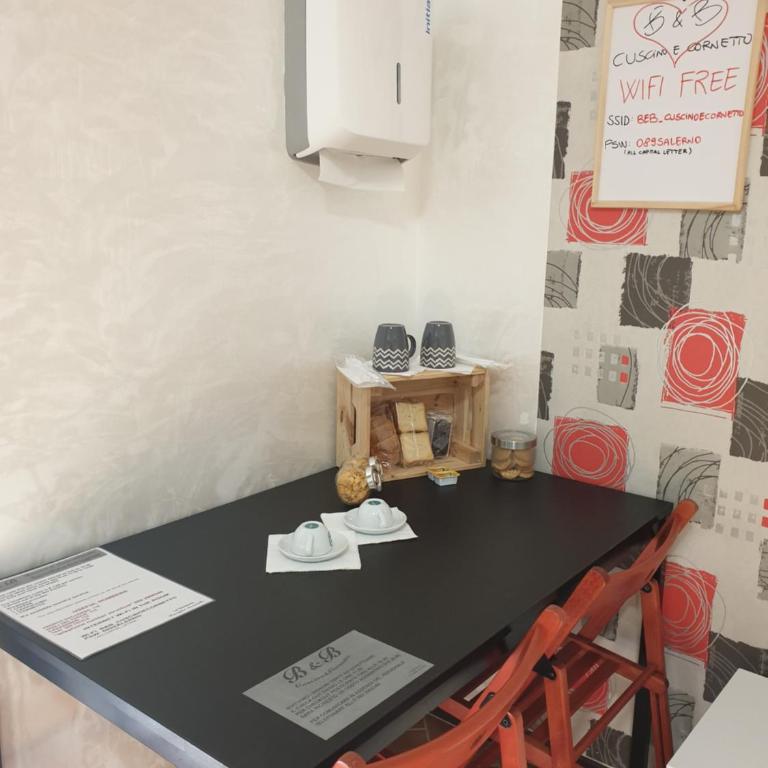 Cuscino e Cornetto - Camera Familiare con Bagno Privato - 35