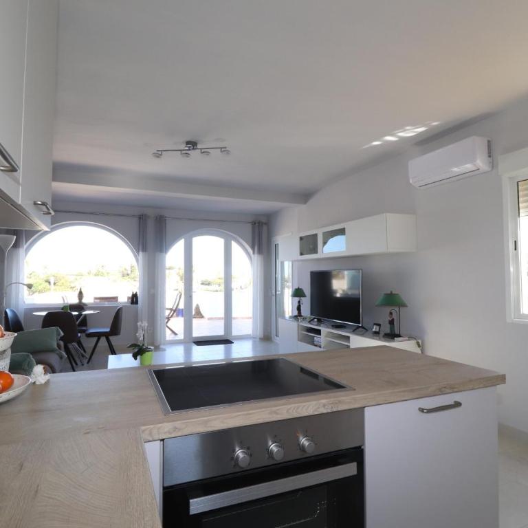 Miramar El Faro - One-Bedroom Apartment - 18