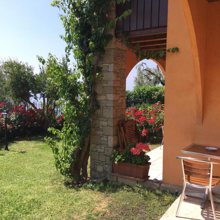 Belvedere Hotel & Villa - Camera King con Vista Lago - 9