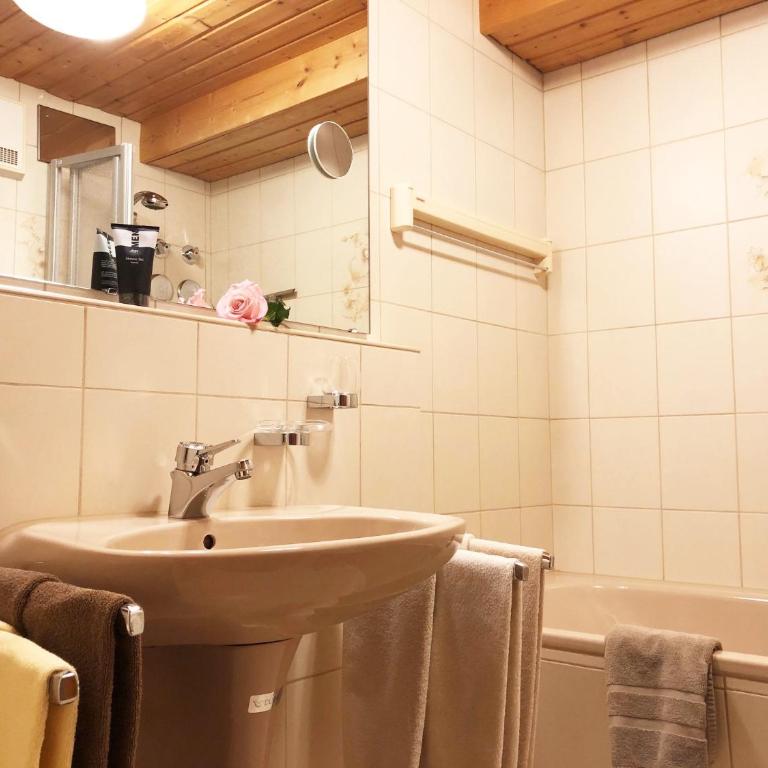 Haus Central Oberstdorf - Apartment mit 2 Schlafzimmern und Balkon - Mädelegabel - 1
