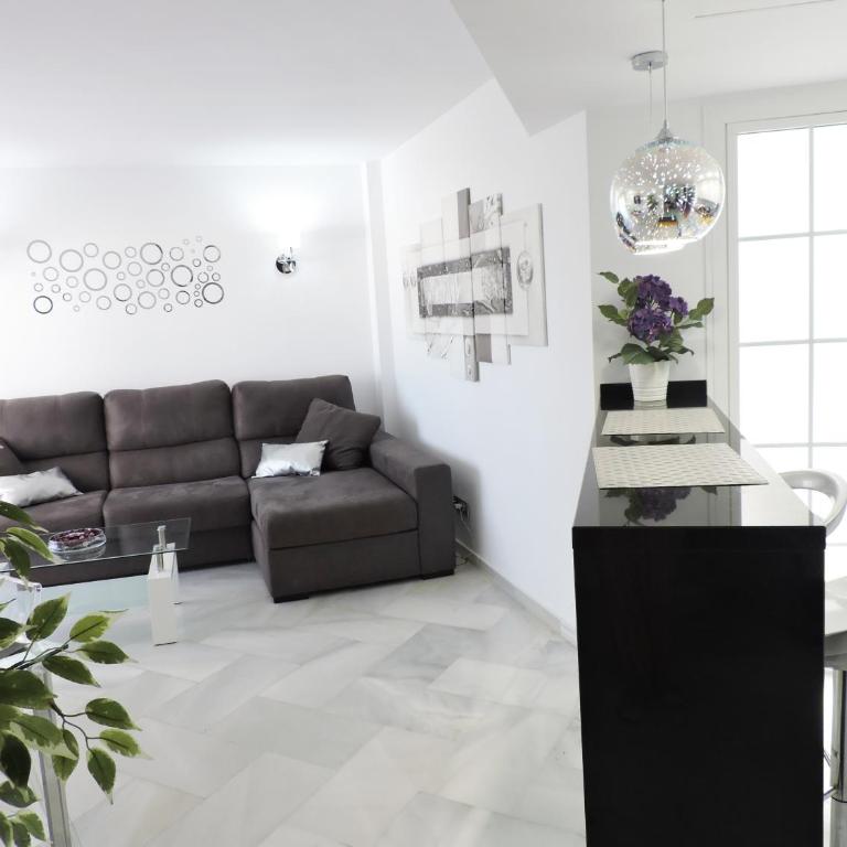 Apartamento Exclusivo Puerto Marina - Apartamento de 1 dormitorio con balcón - 12