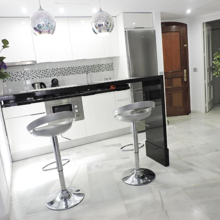 Apartamento Exclusivo Puerto Marina - Apartamento de 1 dormitorio con balcón - 18