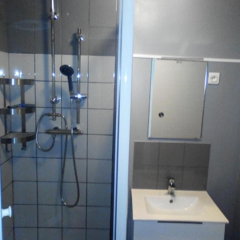 Appartement Résidence les Acacias - Appartement avec Balcon - 21