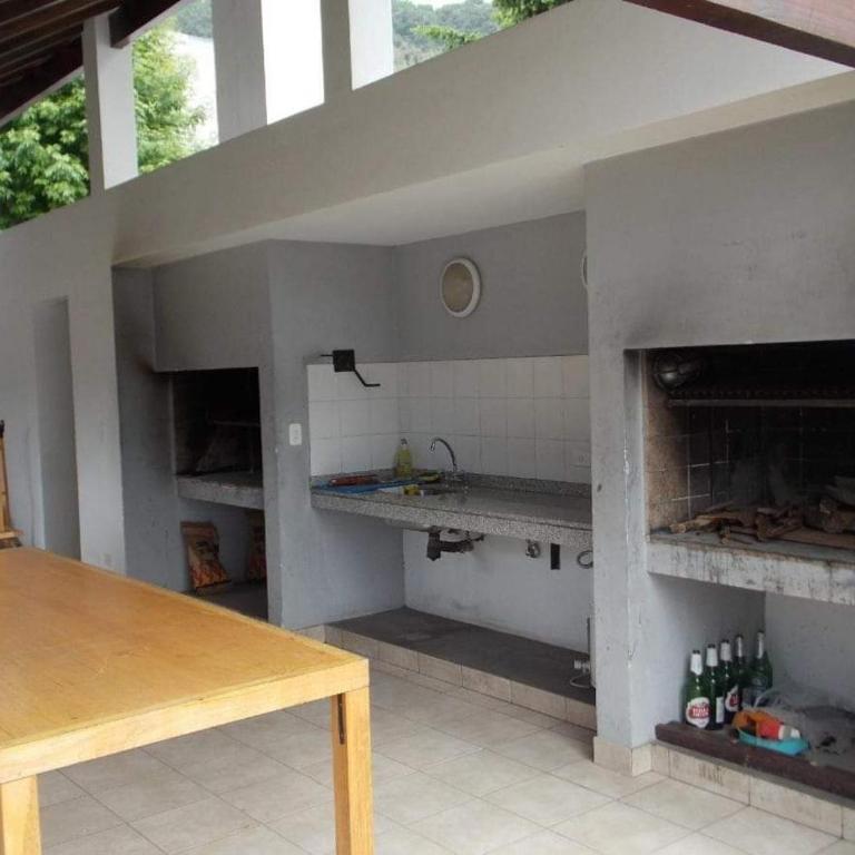 Depto Centrico con pequeño jardin y parrilla - Apartamento Estudio - 25