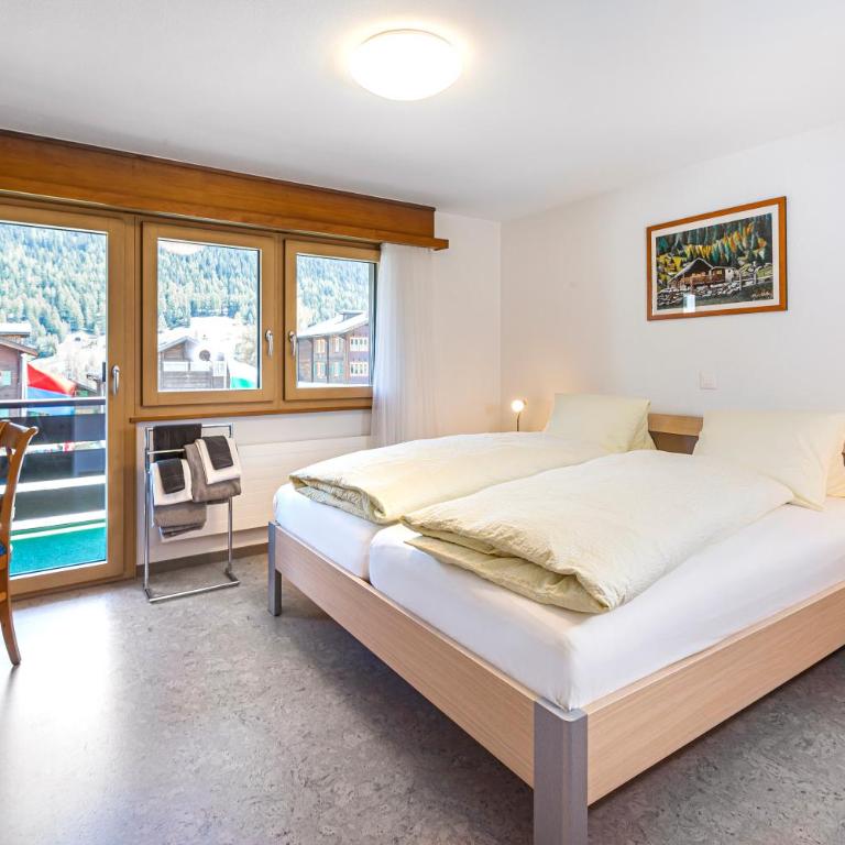 Hotel Blinnenhorn - Doppel- oder Zweibettzimmer - 3