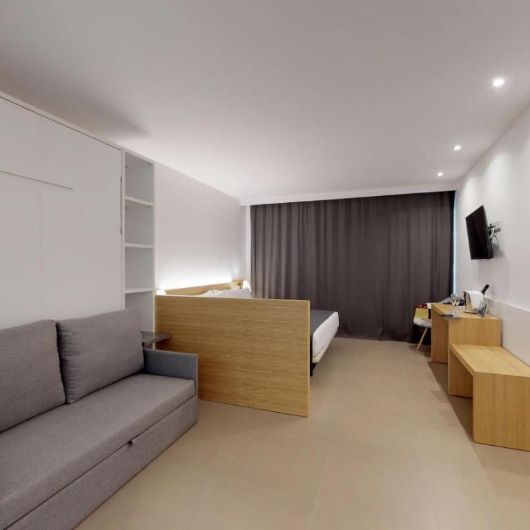 Gran Hotel Reymar 4 Sup - Habitación Cuádruple (2 adultos + 2 niños) - 1
