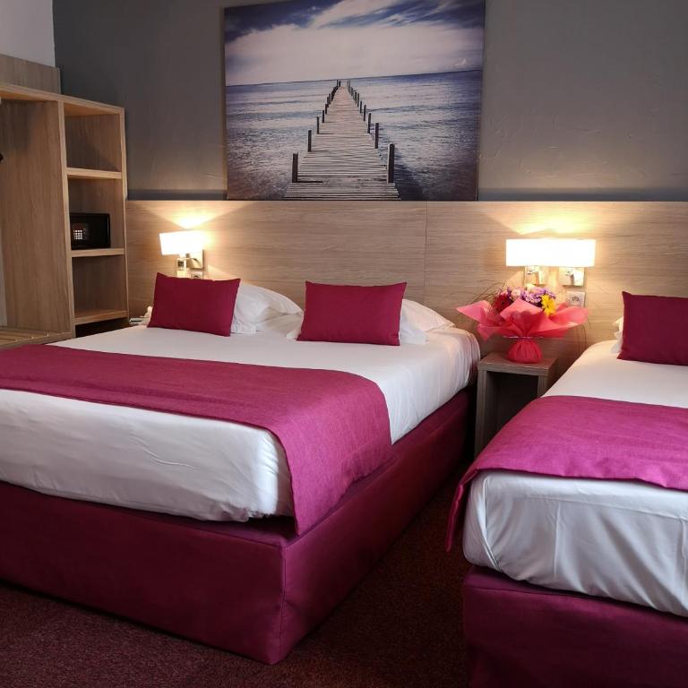 Atoll Hotel restaurant - Chambre Triple (1 Lit Double et 1 Lit Simple) - 4