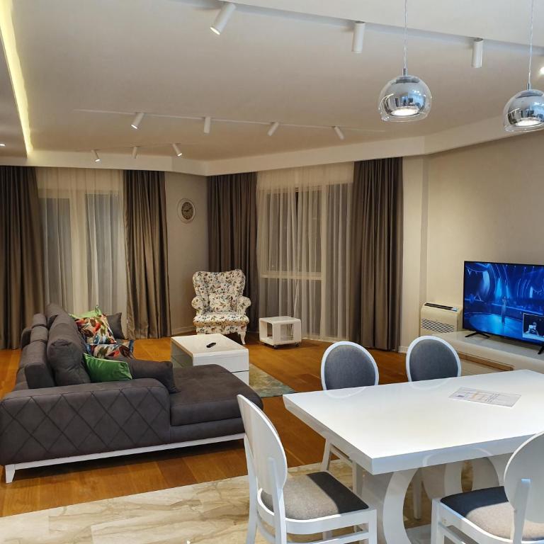 Apartments Menuet - Apartman sa 2 Spavaće Sobe i Pogledom na More - 3