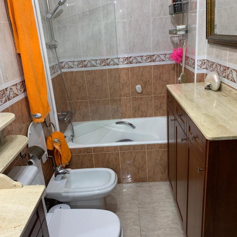 Amezola 1- Habitación con baño incorporado en casa compartida - Double Room with Private Bathroom - 6