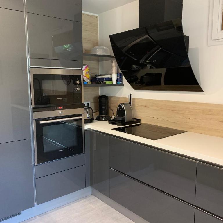 meublé au calme à 1 minute de la plage - Two-Bedroom Apartment - 19