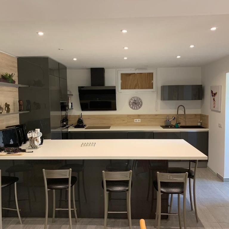 meublé au calme à 1 minute de la plage - Two-Bedroom Apartment - 17