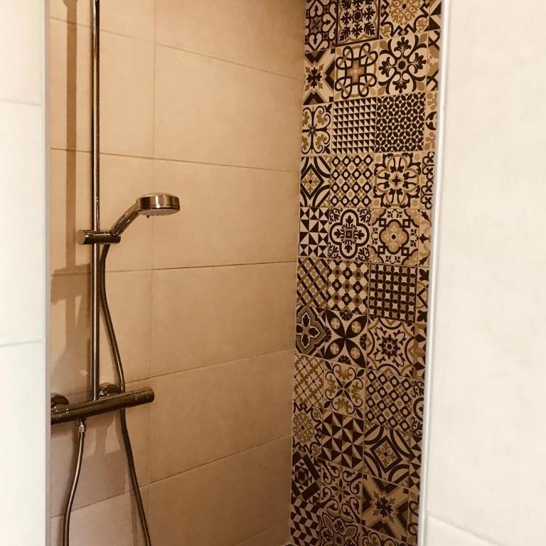 Les Chambres d'Hotes chez Alisa et Daniel - Chambre Deluxe - 15