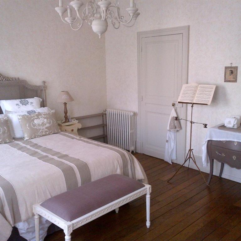 Maison du Théâtre Saint Bonnet - Chambre Double Supérieure - 7