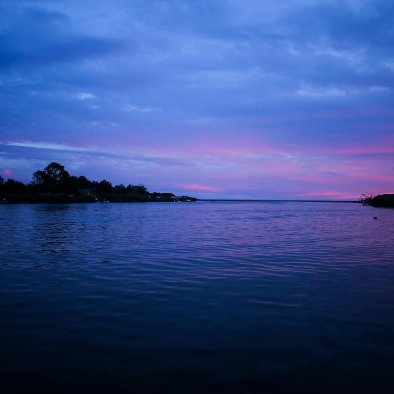 Baraka - Riverside Studio Bungalow - 15