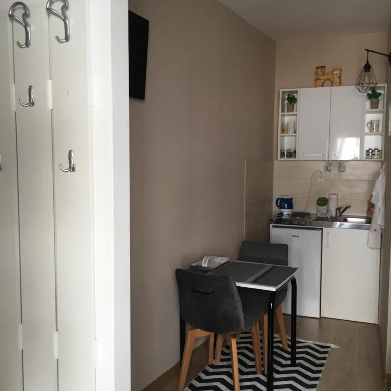 Apartment Smile - One-Bedroom Apartment - 19