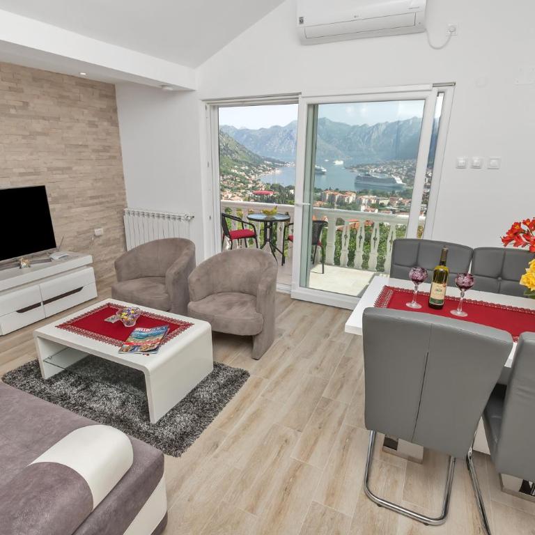 Apartment Kalle - Apartment with Sea View - 1