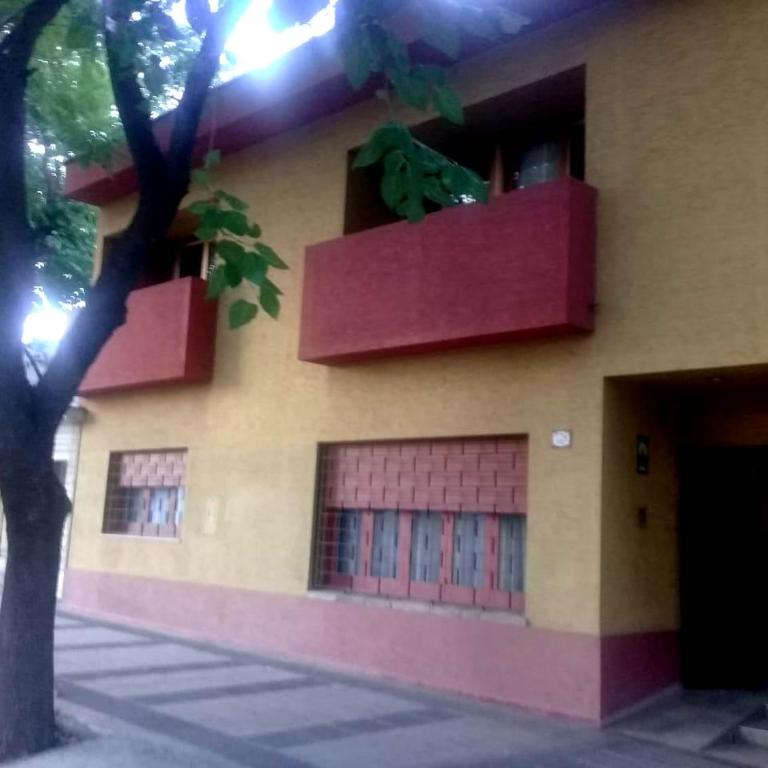 Amplio Departamento Familiar en San José - Apartamento de 2 dormitorios - 1