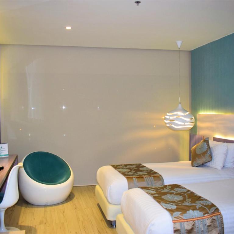 Hotel Catedral Plaza - Habitación Doble Deluxe - 2 camas - 2