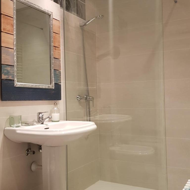 Palamós Apartament Superior Garoina - Apartamento Superior - 37