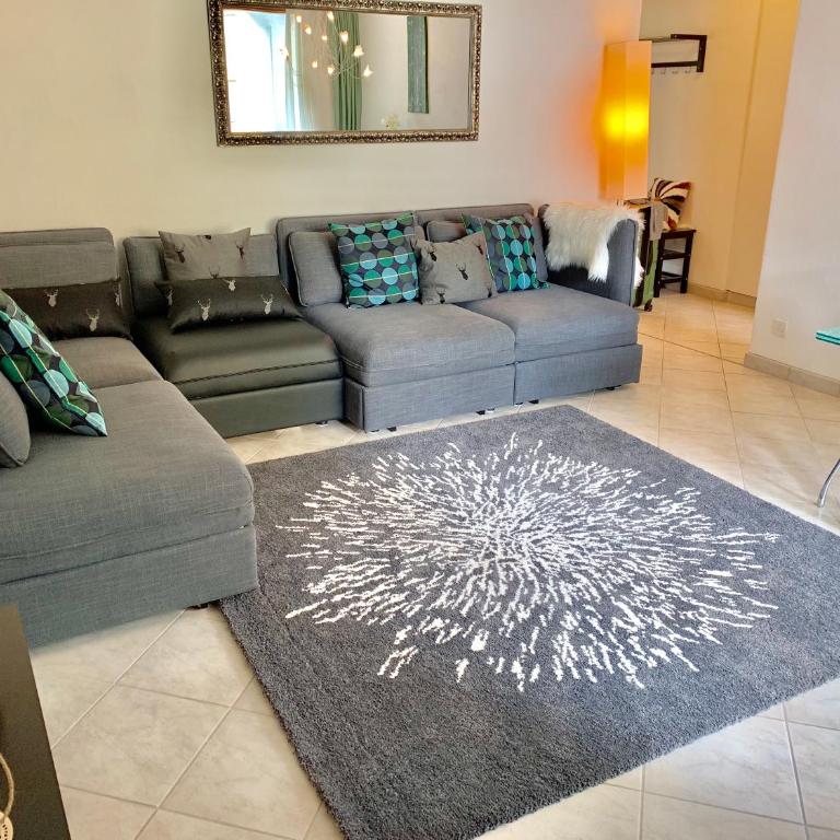 Holiday Apartment Gian - close to the Kongresshaus, the ice hockey stadium, cross-country skiing, the Eau-la-la indoor pool and wellness, large supermarket, 2 bus stops, with an indoor garage and fully equipped - Apartment mit 1 Schlafzimmer - 11