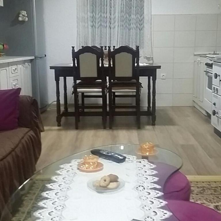 Apartment Helena - Four-Bedroom House - 22