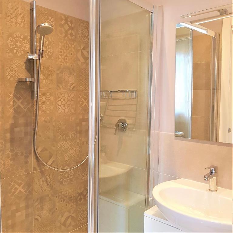 Casa Rachele - Camera Familiare con Bagno - 7
