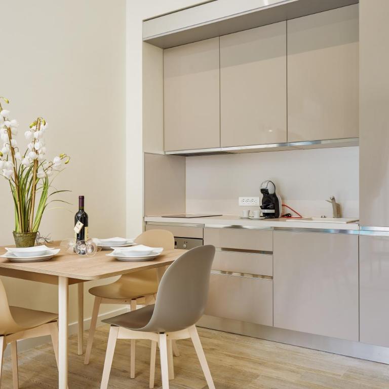 MAISON W - Deluxe One-Bedroom Apartment - 29