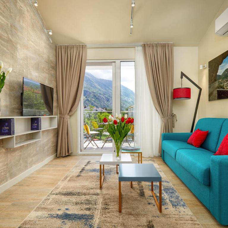 MAISON W - Deluxe One-Bedroom Apartment - 11