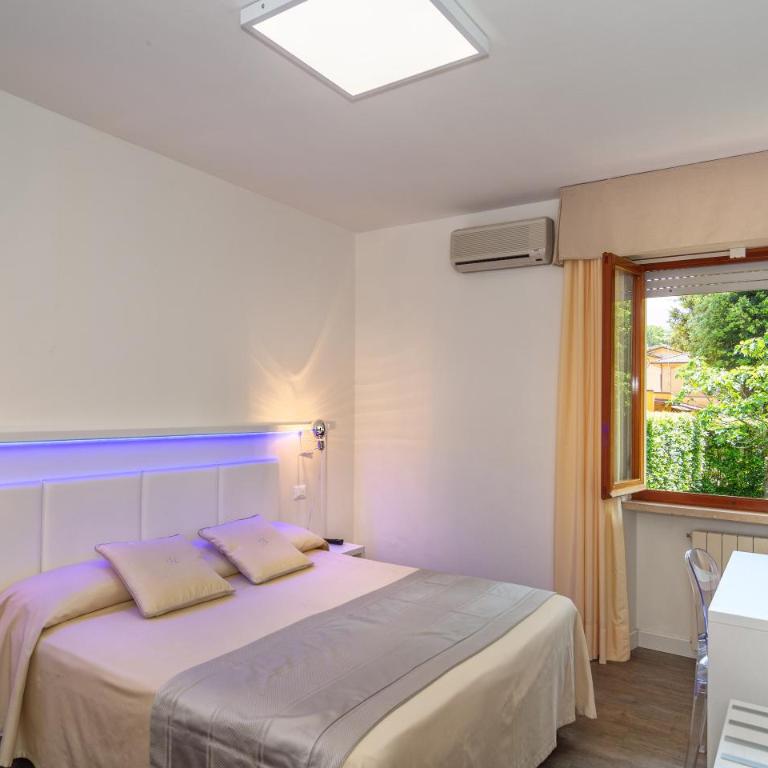 Hotel Hermitage - Camera Familiare - 11