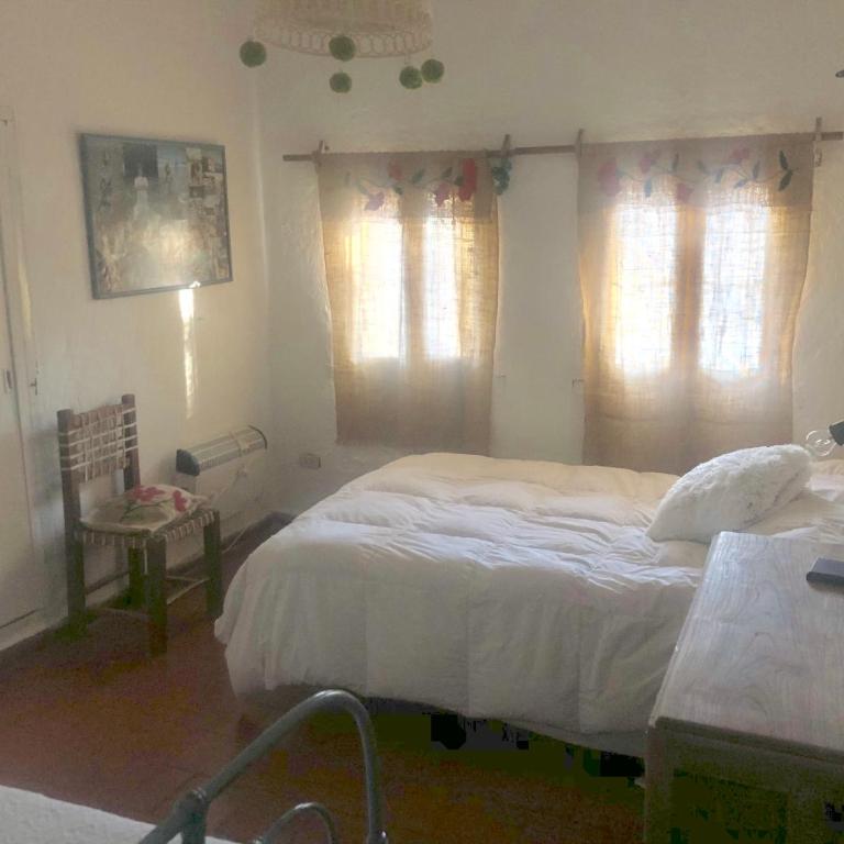 Casa divina temporaria en Tafí Del Valle ,pleno centro - Casa de 6 dormitorios - 59