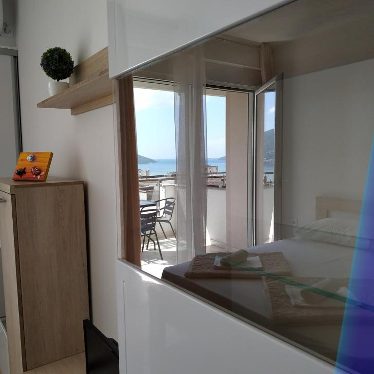 ApartBrajovic67 - Studio Apartment - 3