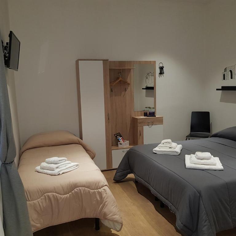 Handy - Standard King Room - 4