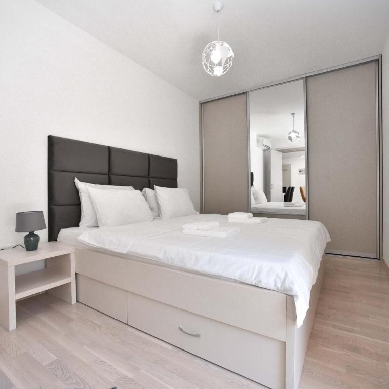 Adriatic Dream - Fontana Apartments - Deluxe Two-Bedroom Apartment with Terrace and Sea View - 15