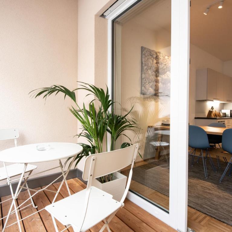 City-Apartment Lendviertel - PRIVATE PARKING GARAGE - Studio-Apartment - 1