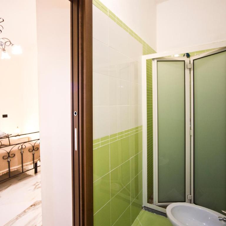 B&B Serena - Camera Matrimoniale Deluxe - 4