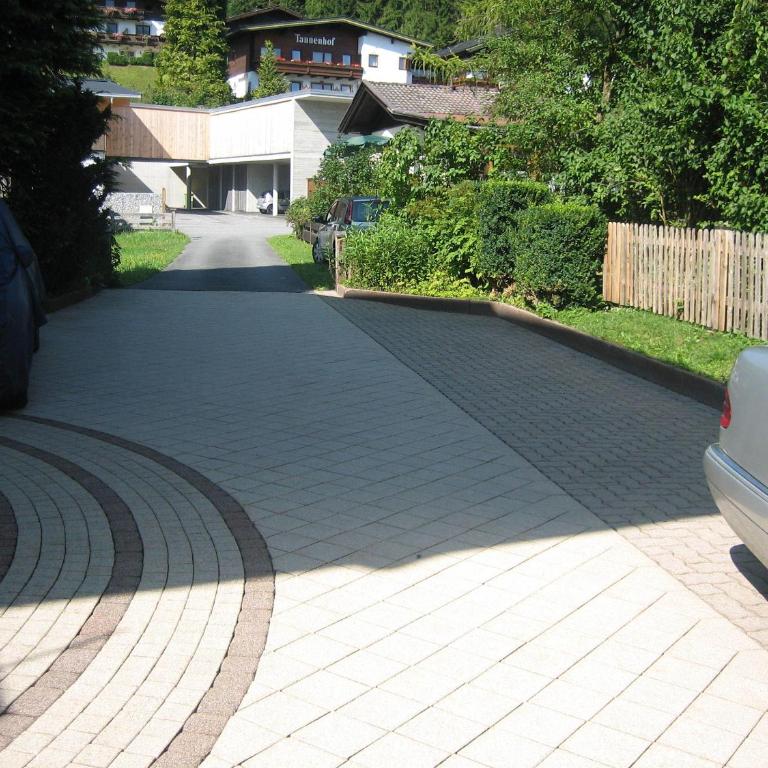 Appartement Weissbacher - Big Two-Bedroom Apartment with Balcony and Mountain View - 32