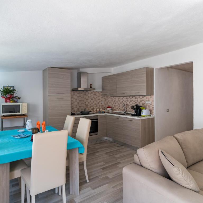 Near The Port Apartment - Appartamento con 2 Camere da Letto - 20