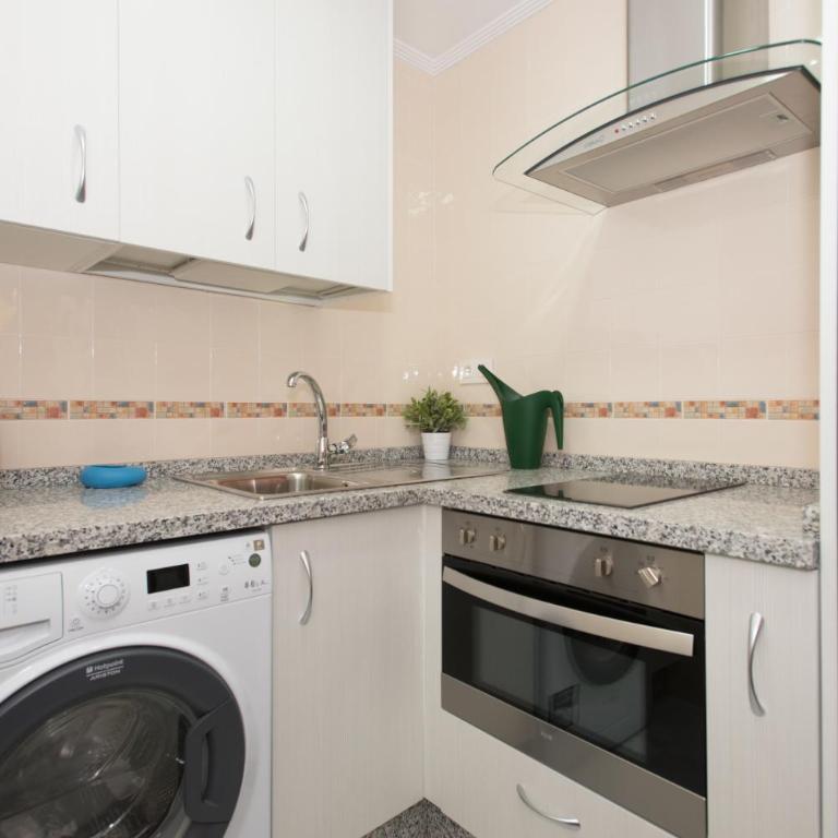 The Zentral Suites & Apartments - Apartamento de 2 dormitorios - PE3 Plaza Europa 2 - 12