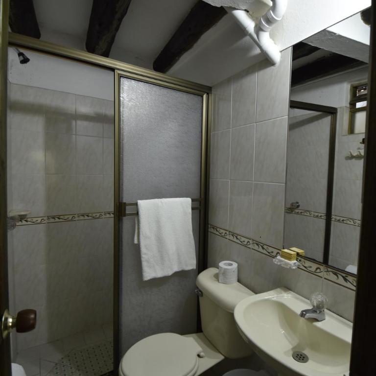 Hospederia La Fuente - Habitación Familiar - 2