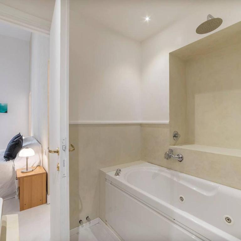Loft Farnese soggiorno 2 stanze 2 bagni luxury centro - Appartamento con 2 Camere da Letto - 15