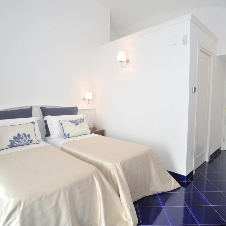 Core Amalfitano City Suites - Suite Queen con Vista Mare - 12