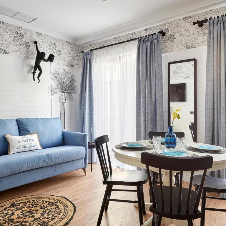 "Breeze" Aparthotel by Parrot`s House - Apartamento - 1
