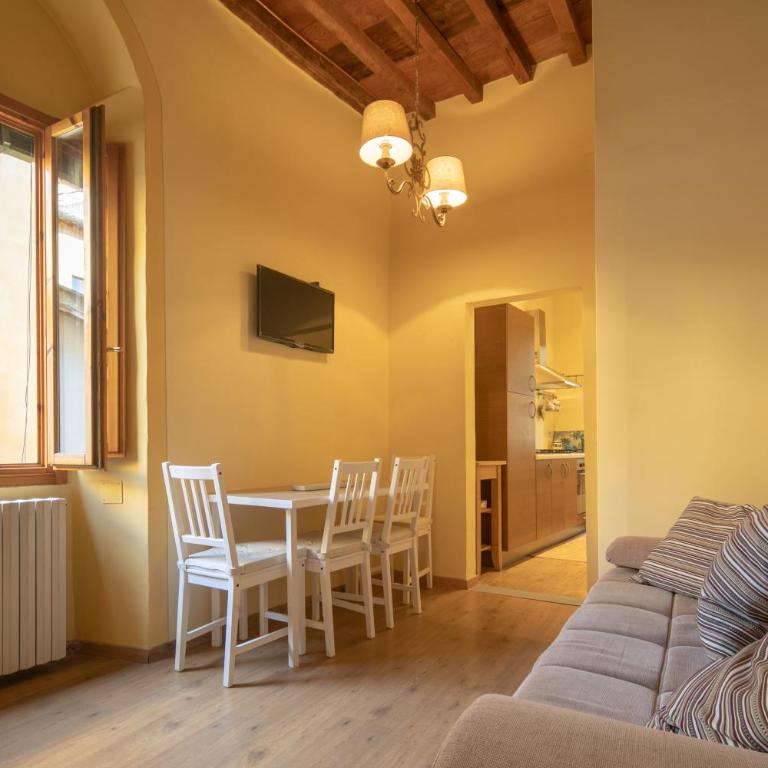 Romantic Pitti by Mmega - Appartamento con 2 Camere da Letto - 1