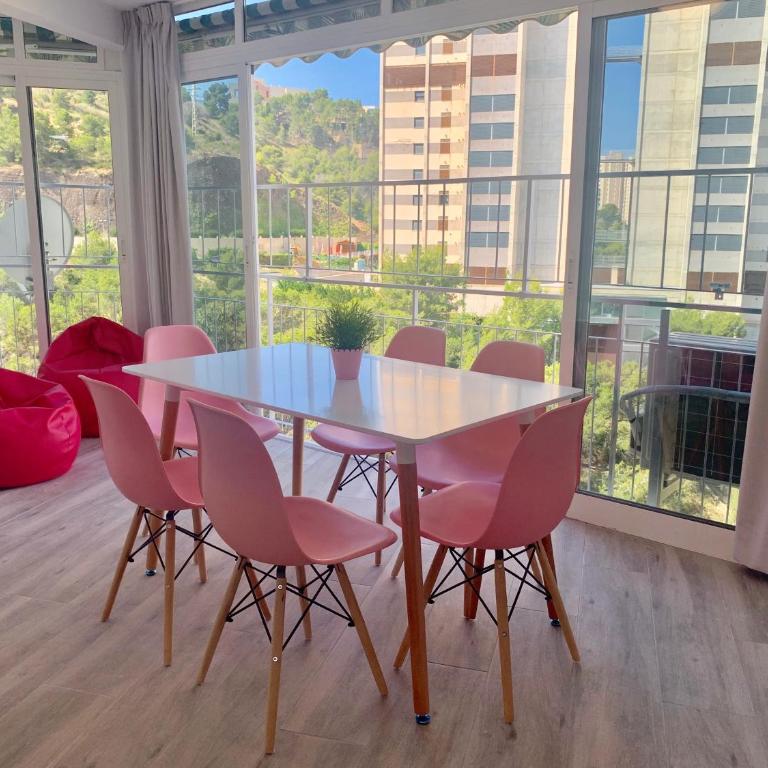 Pink Beach Benidorm - Apartamento de 2 dormitorios - 1