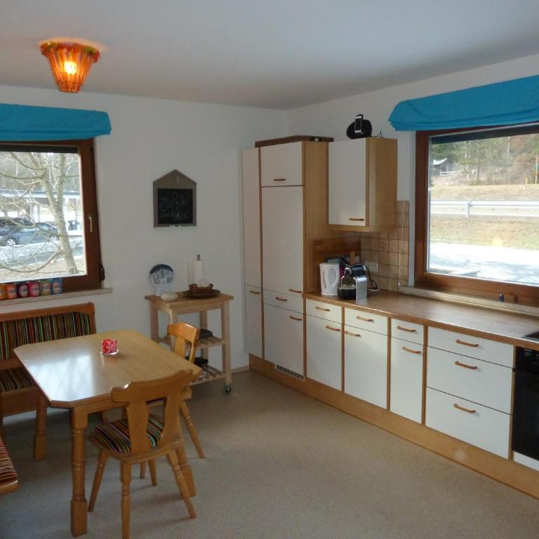 Tom's Hütte - Apartment mit Blick auf die Berge - 24